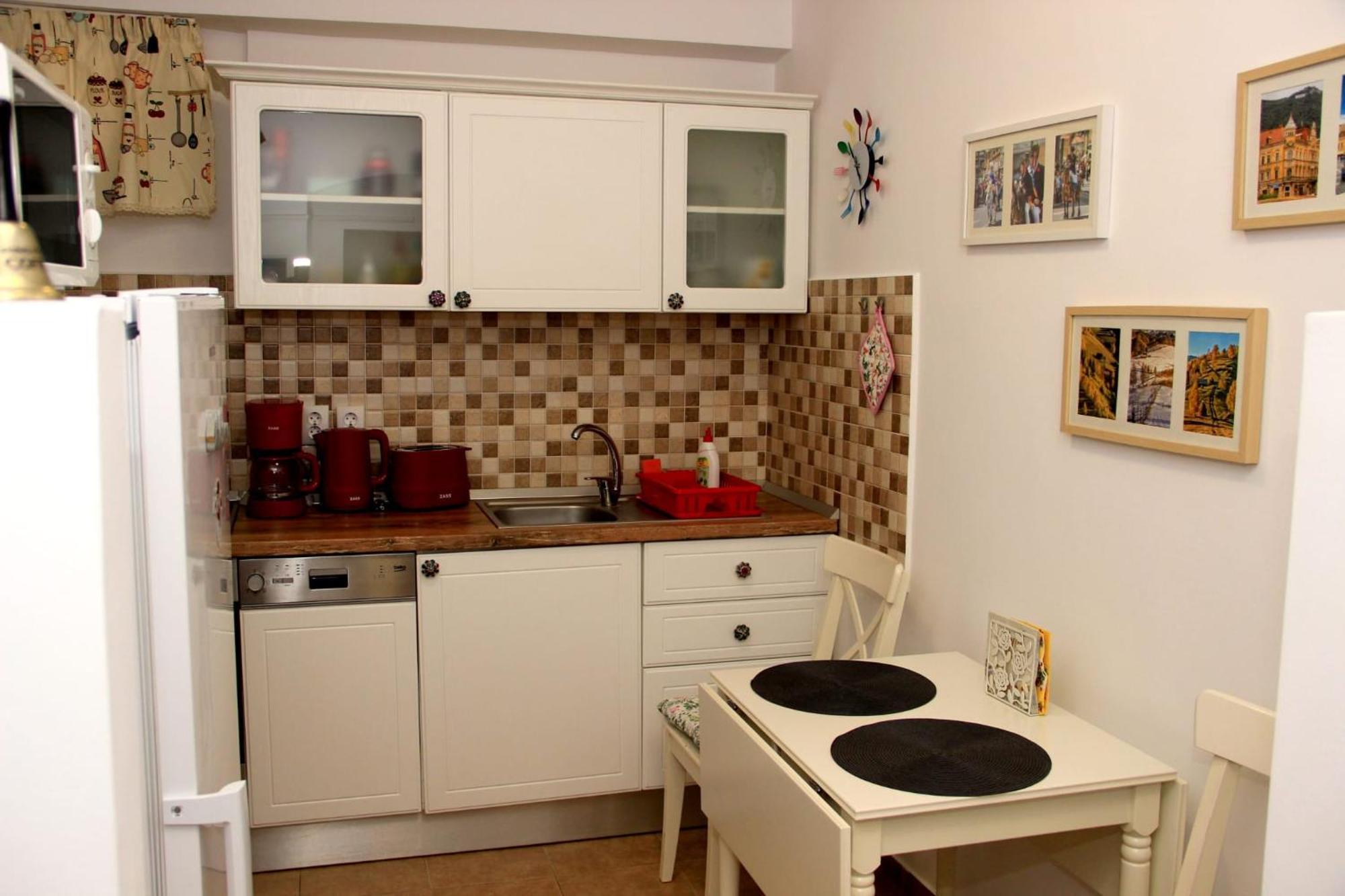 John Residence Apartment Brasov With Parking Option ภายนอก รูปภาพ