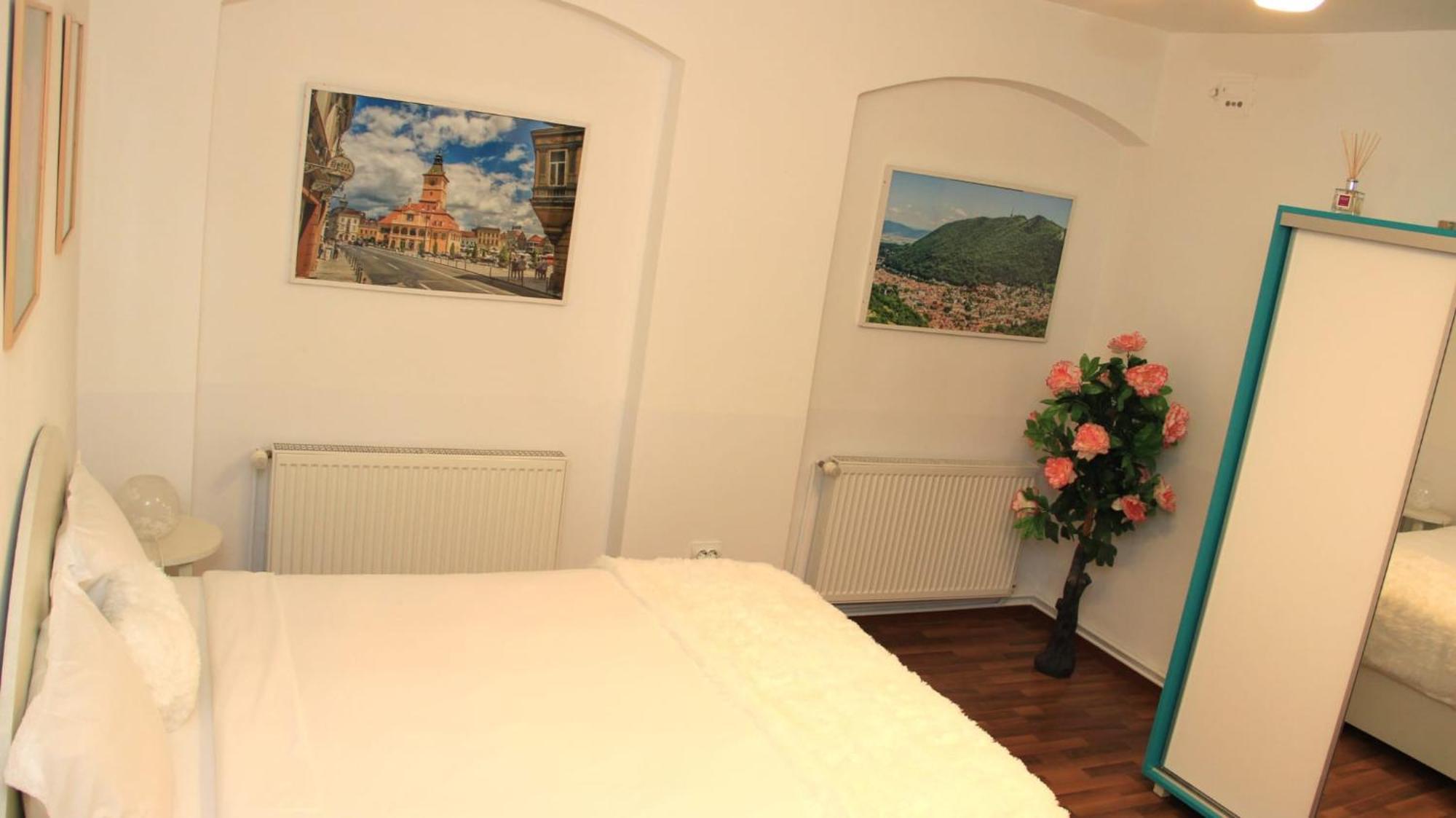 John Residence Apartment Brasov With Parking Option ภายนอก รูปภาพ