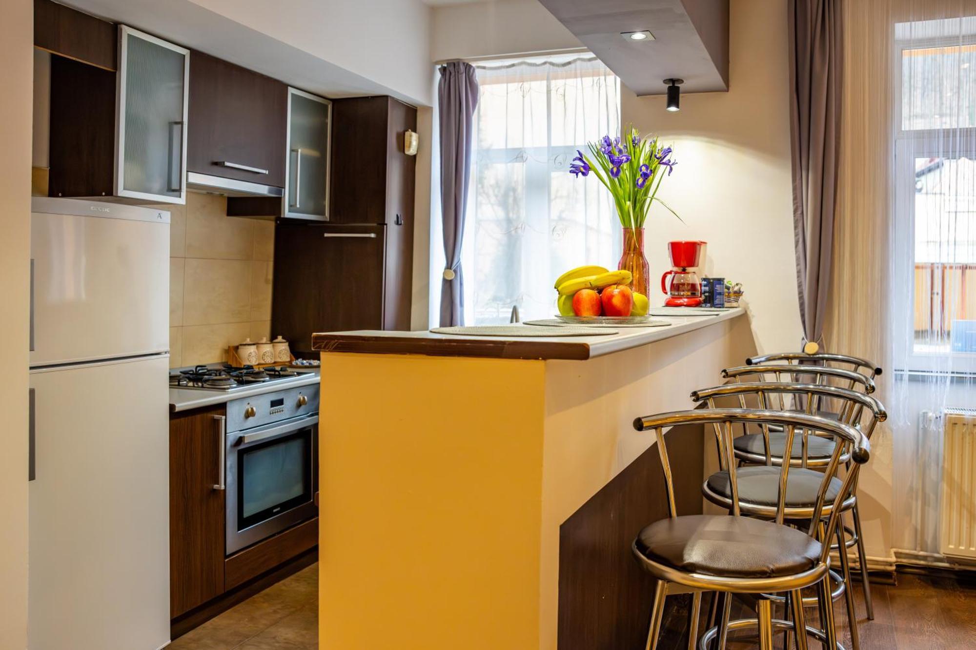 John Residence Apartment Brasov With Parking Option ภายนอก รูปภาพ